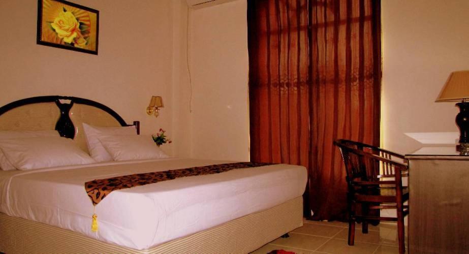 Hotel Mitra Garden Pangkal Pinang Phòng bức ảnh
